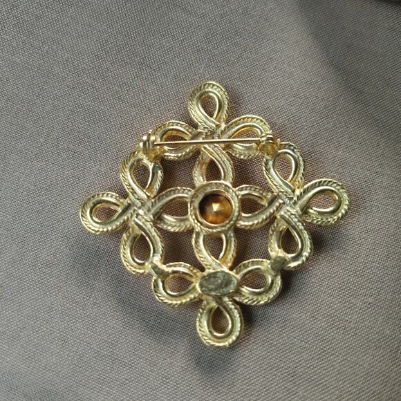 Vintage Gold Tone Celtic Style Scroll Twisted Cross Brooch w/ Clear Rhinestones - Picture 3 of 4